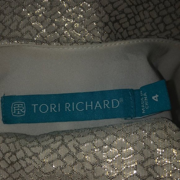 🥂TORI RICHARD🥂TEXTURED METALLIC BLOUSON DRESS🥂 - Picture 8 of 8
